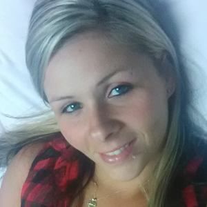 Meet your Posher, Kylee